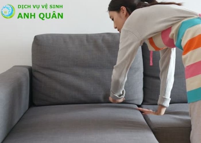 Vệ sinh ghế sofa đơn giản và tiết kiệm chi phí