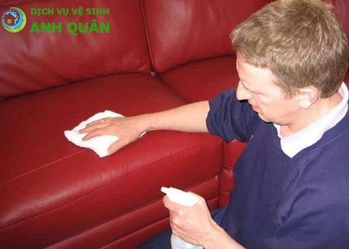 Vệ sinh ghế sofa đơn giản và tiết kiệm chi phí