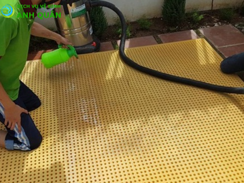 Giặt đệm cao su (4) Giặt đệm cao su (4)