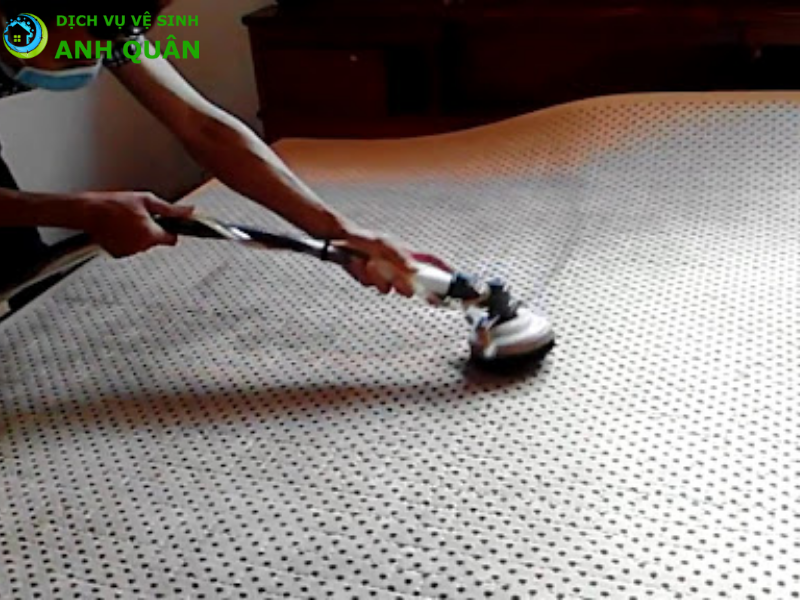 Vệ sinh nệm Kim Đan (4) Vệ sinh nệm Kim Đan (4)