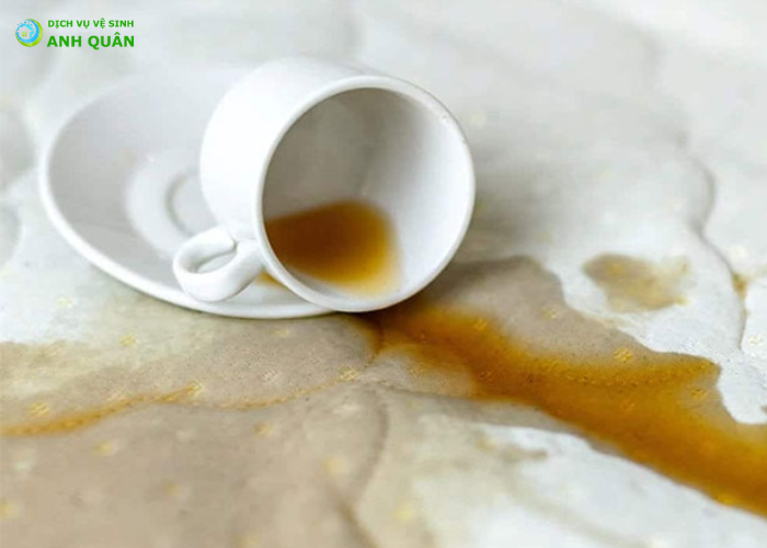 cách tẩy vết ố vàng trên nệm (1)