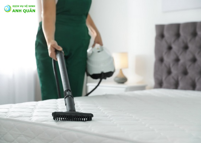 cách vệ sinh nệm bằng máy hút bụi (5)